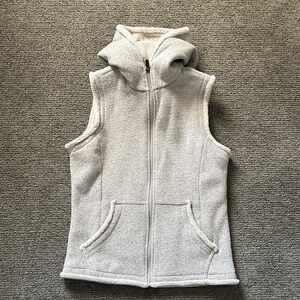 Kuhl Women's Hooded Vest M